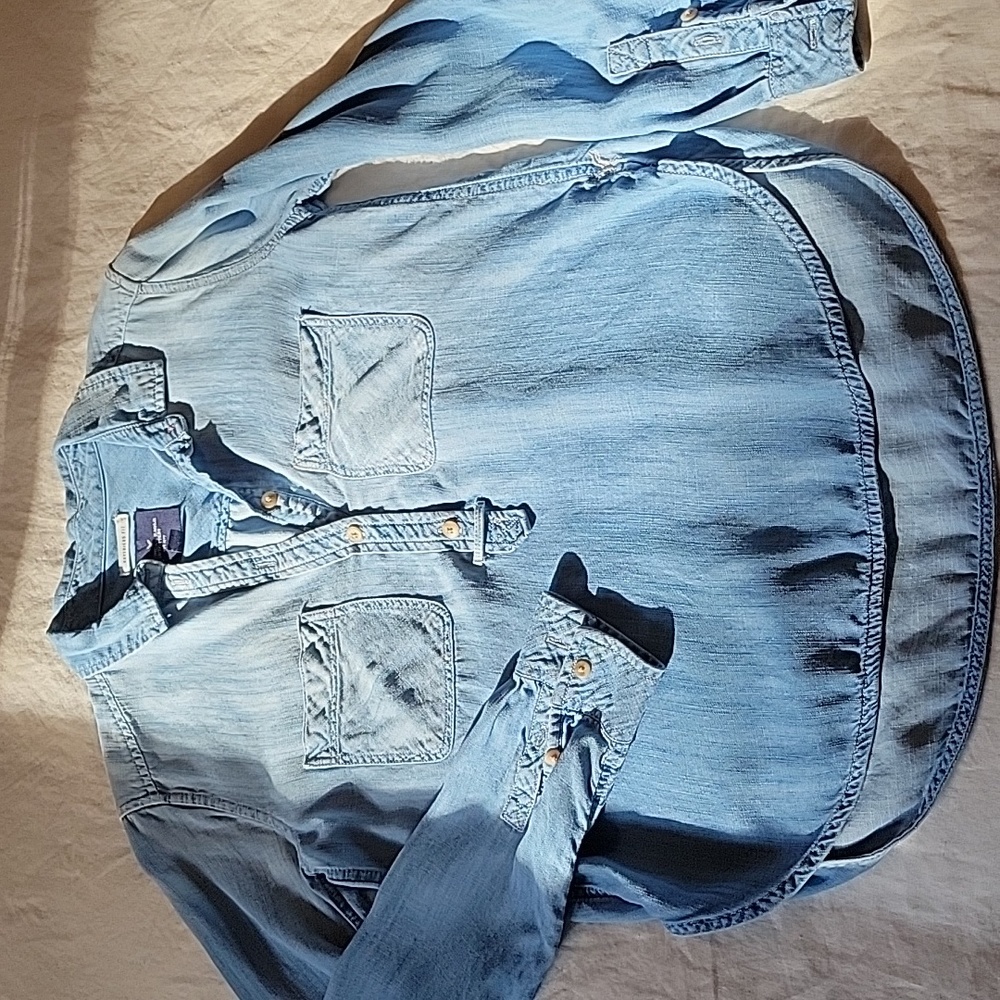 American Eagle lyocell popover top